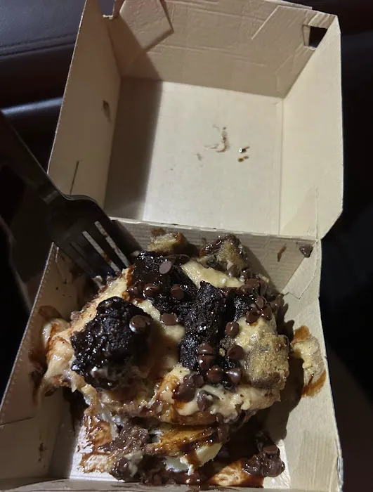 Cinnaholic Picture 9