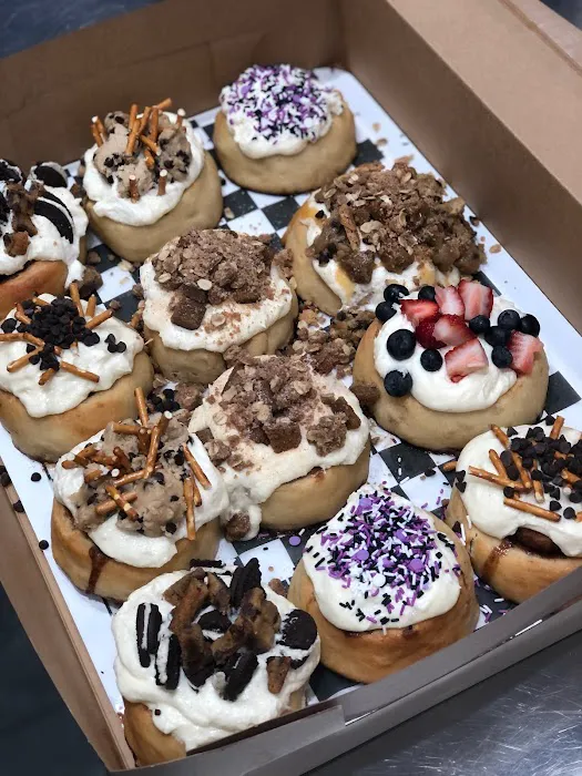 Cinnaholic Picture 6