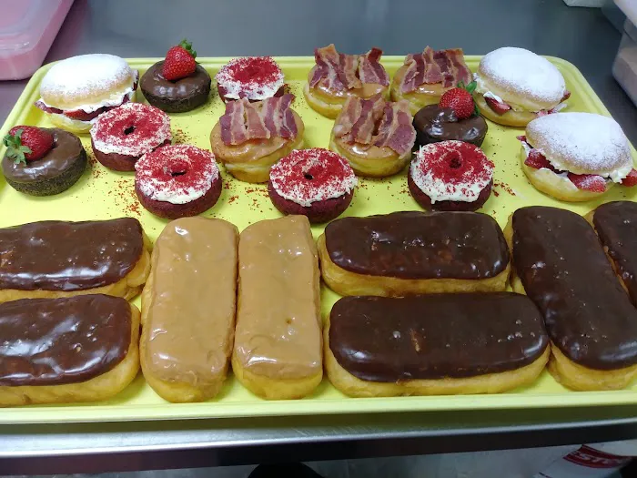 Sarah Donuts- Cumming GA Picture 1