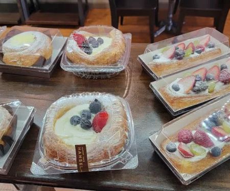 Hansel & Gretel Bakery Cafe JC