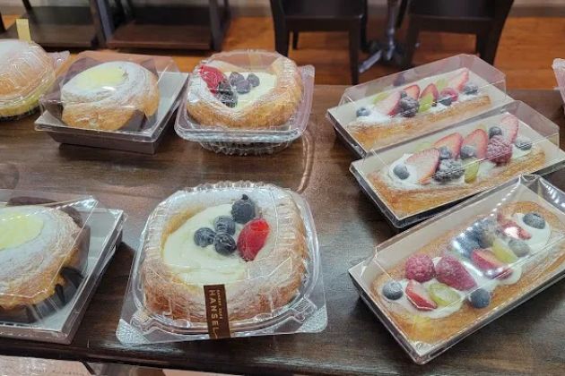 Hansel & Gretel Bakery Cafe JC