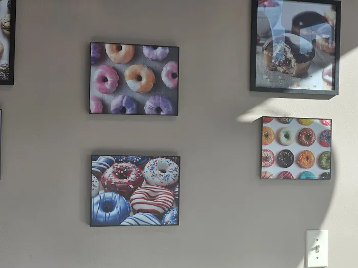 Sara Donuts Picture 7