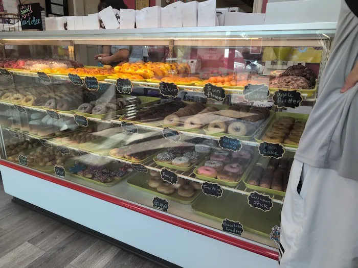 Sara Donuts Picture 3