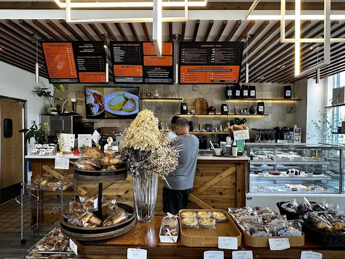 C'EST LA VIE BAKERY & CAFE Picture 10