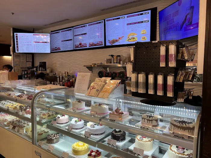 Sweet Hut Bakery Cafe Picture 9