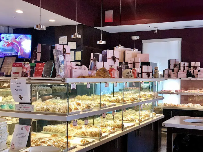 Sweet Hut Bakery Cafe Picture 3