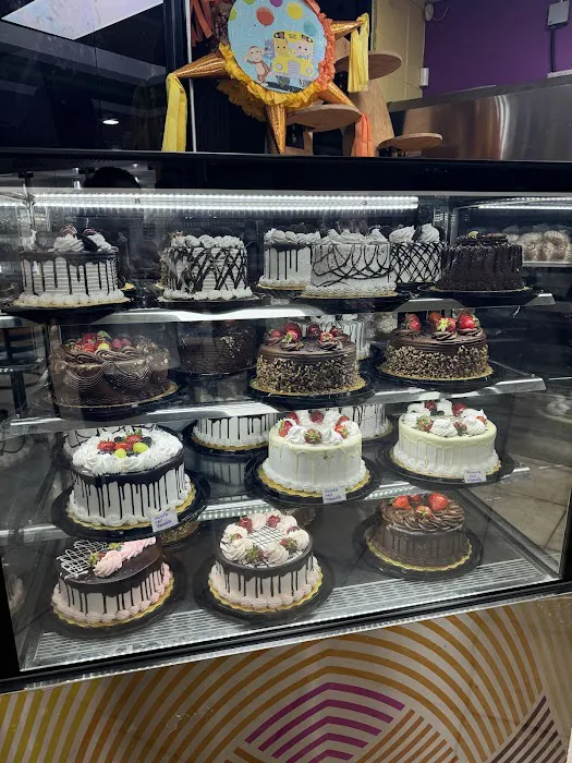 Dulces Sueños Cakes Picture 5
