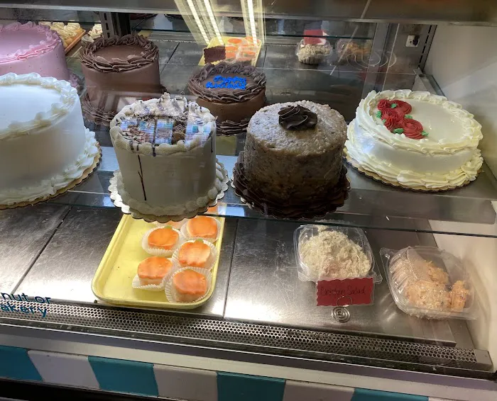 Cakes By Debbiesend a cke Picture 3