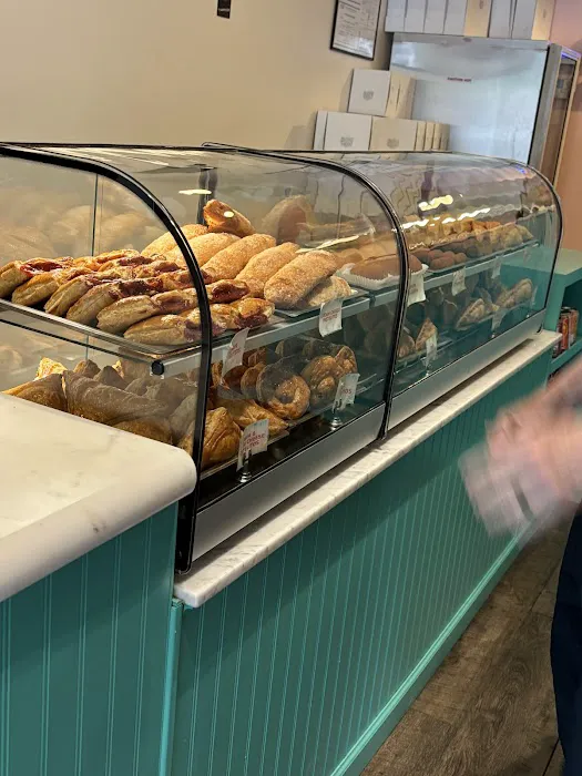 Buena Gente Cuban Bakery Picture 6