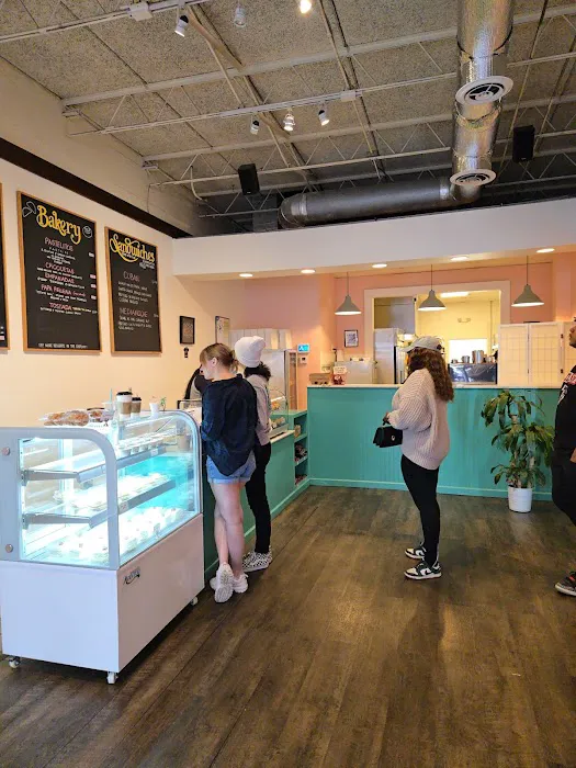 Buena Gente Cuban Bakery Picture 3