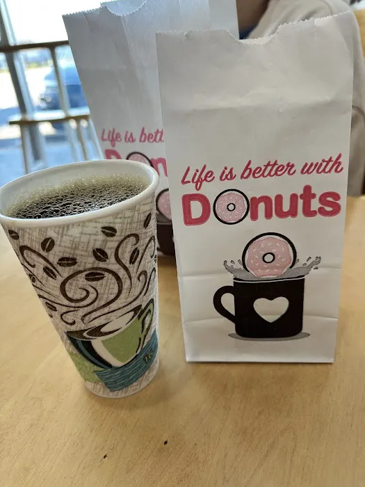 Sarah Donuts Decatur Picture 3