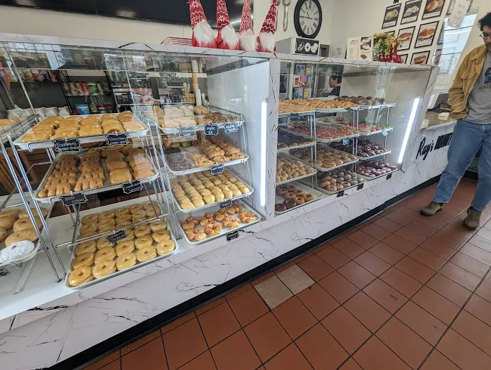 Ray's Donuts #4 Picture 7