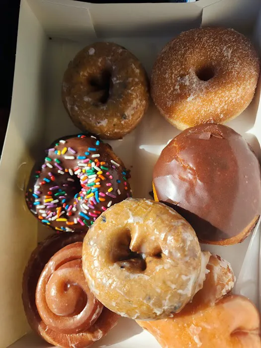 Danny's Donuts#2 Picture 9