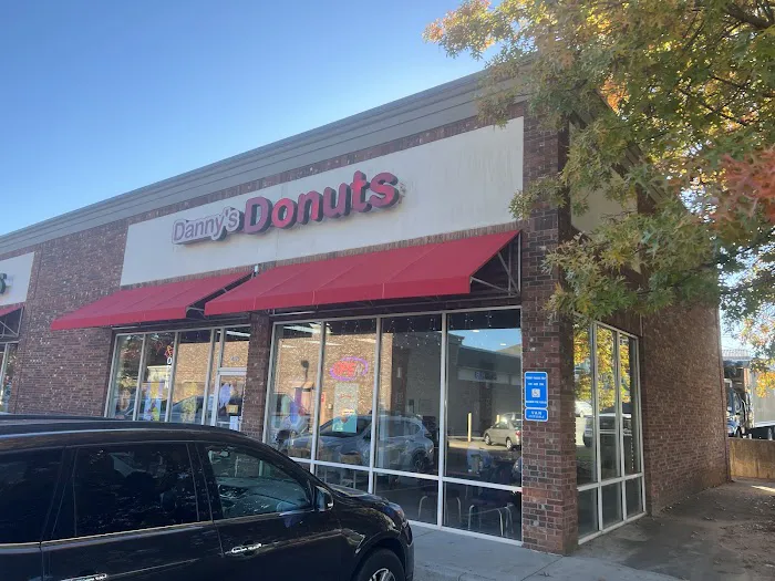 Danny's Donuts#2 Picture 5