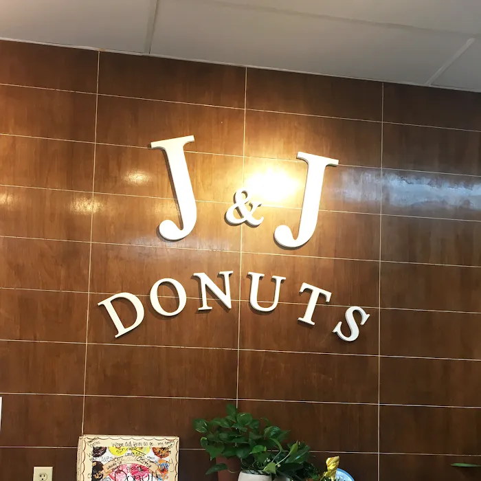 J & J Donuts Picture 8