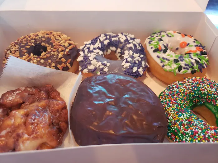 J & J Donuts Picture 5