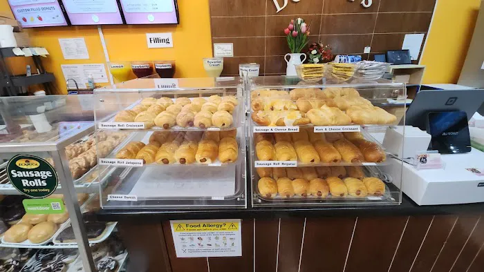 J & J Donuts Picture 4