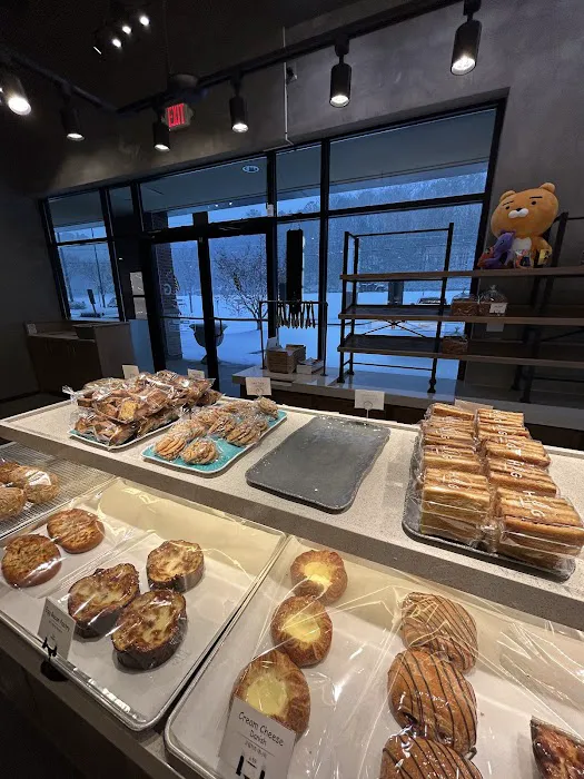 Hansel & Gretel Bakery Cafe Picture 10