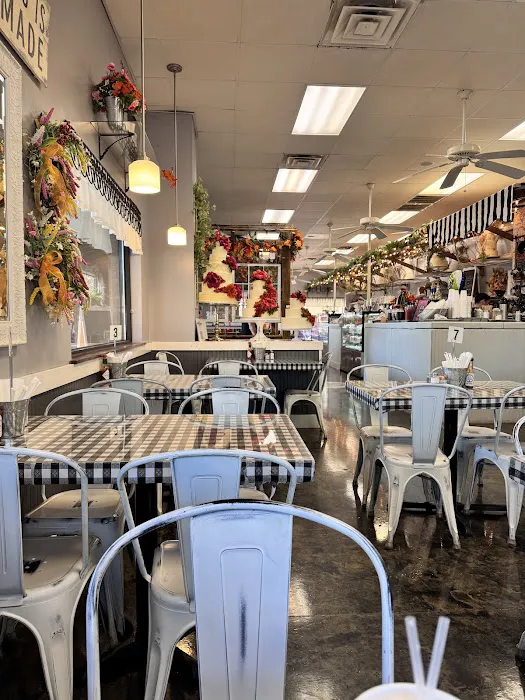 The Baking Grounds Bakery Cafe Picture 2