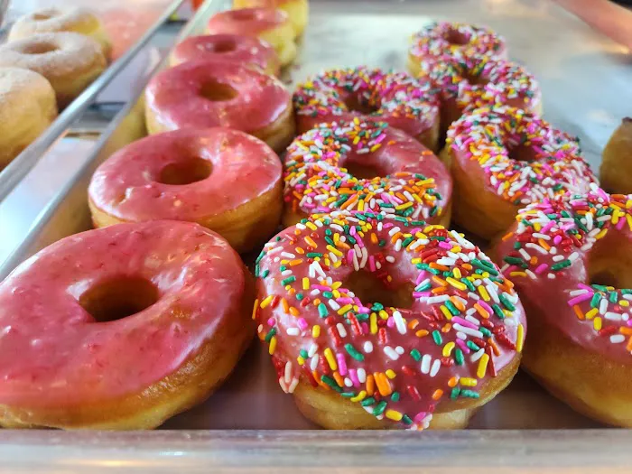 Danny's Donuts #4 Picture 9