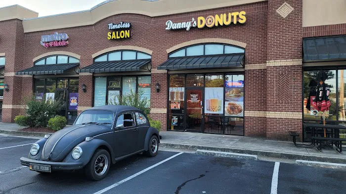 Danny's Donuts #4 Picture 7