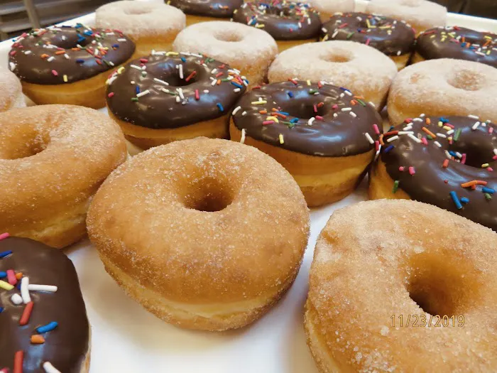 La Ideal Bakery Picture 5