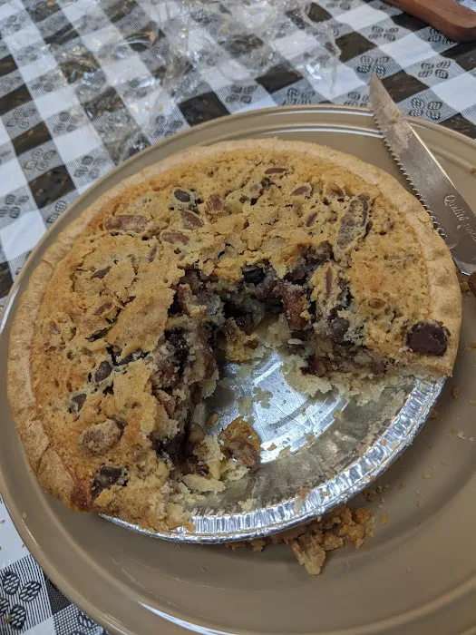 Lola's Sugar Pie Bakery Picture 6