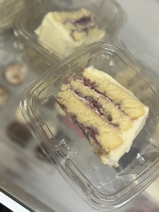 G’s Simply Sweets Picture 9