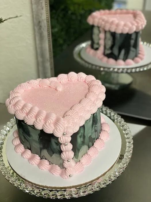 Atlanta Custom Cakes | JeanaMarie Cakery Picture 6