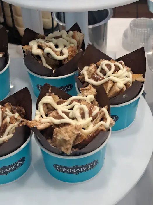 Cinnabon Picture 2