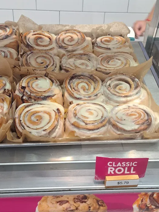 Cinnabon Picture 9