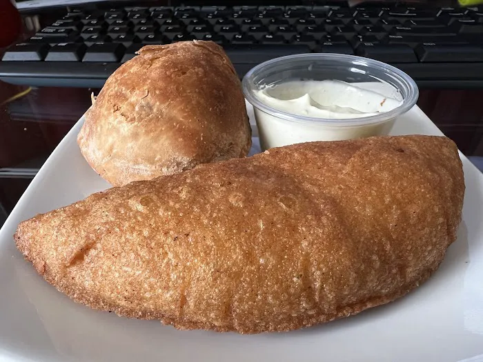 Alicia's Bakery Deli & Food Picture 2