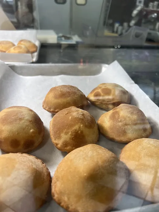 Alicia's Bakery Deli & Food Picture 5
