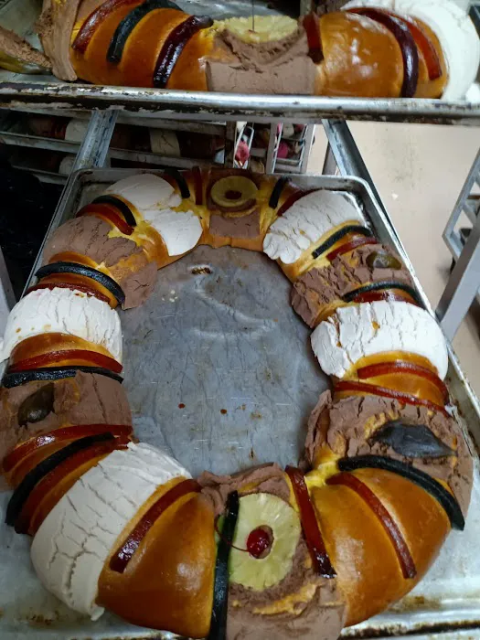 La Esperanza Panaderia Picture 5