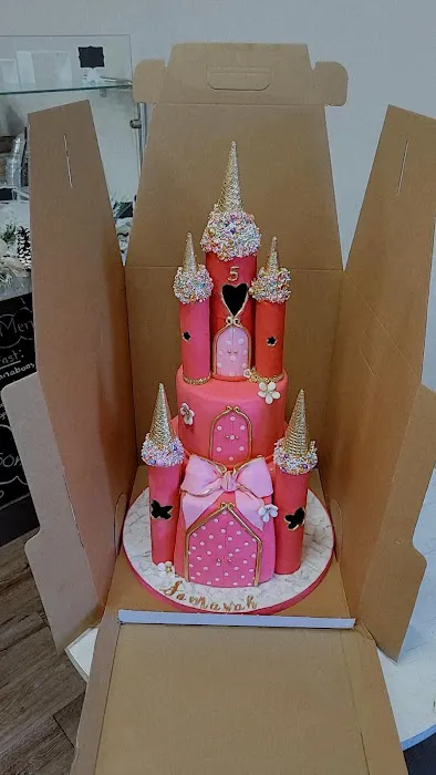 Cakes by Miko's Picture 10