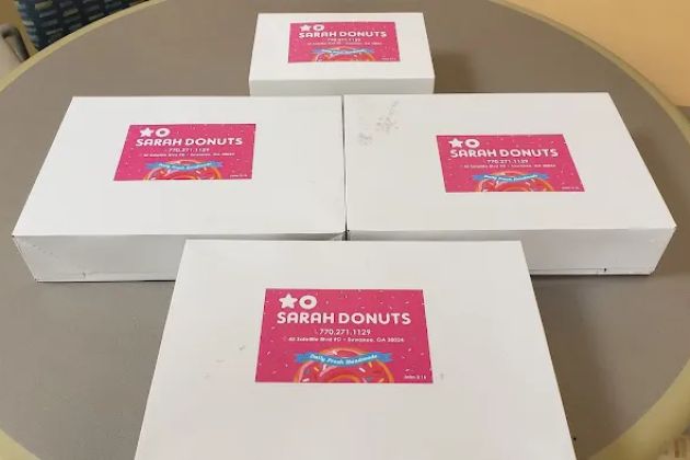 Sara Donuts