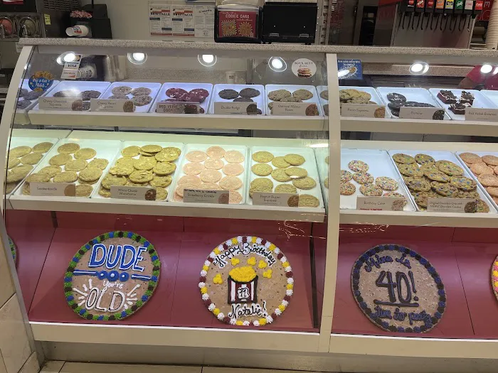Great American Cookies Lower level Foodcourt Picture 10