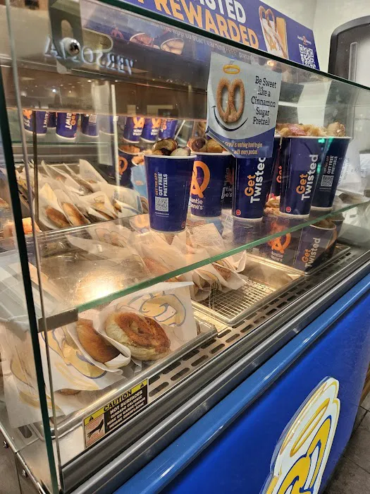 Auntie Anne's Picture 2