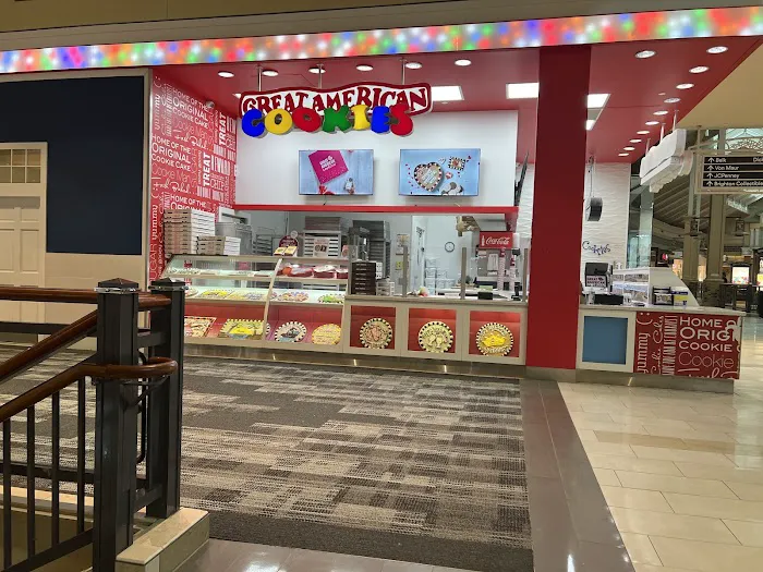 Great American cookie Upper level Picture 7