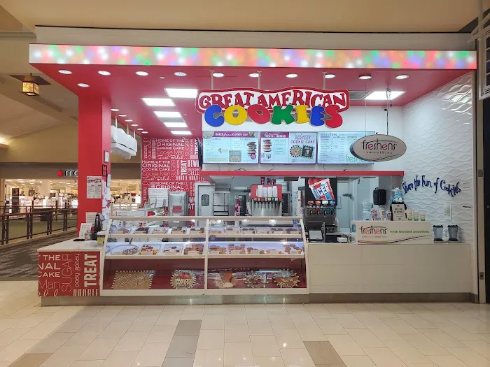 Great American cookie Upper level Picture 4