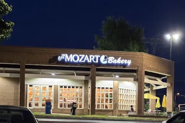 Mozart Bakery