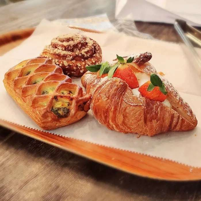 Paris Baguette Picture 9