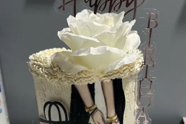 Latzcakez