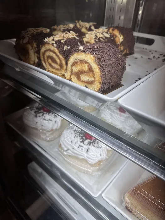 CAIBO'Z COFFEE AND BAKERY LLC Picture 4