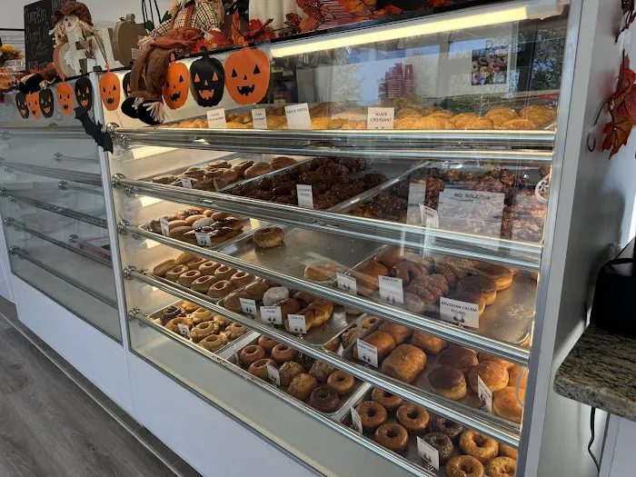 Danny’s Donuts # 5 Picture 6