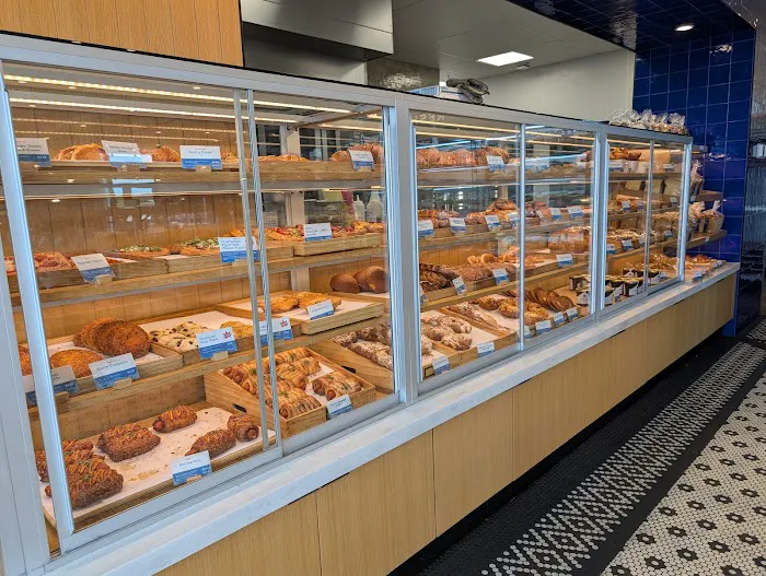 Paris Baguette Picture 1