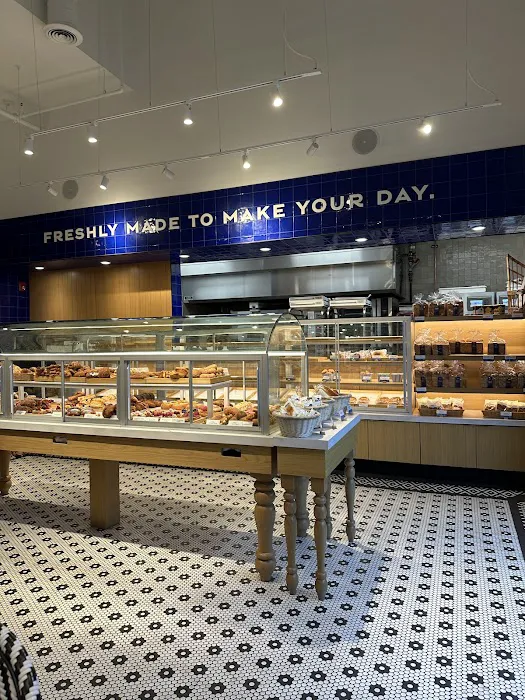 Paris Baguette Picture 6
