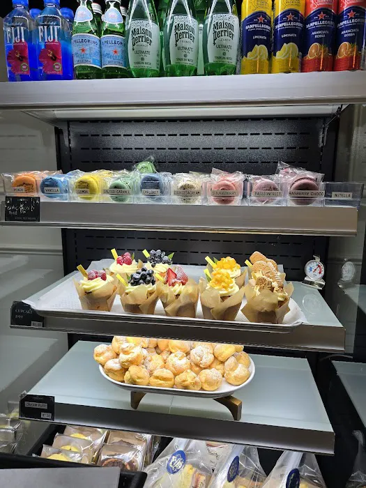 Confections Bakery & Cafe - Suwanee Picture 3