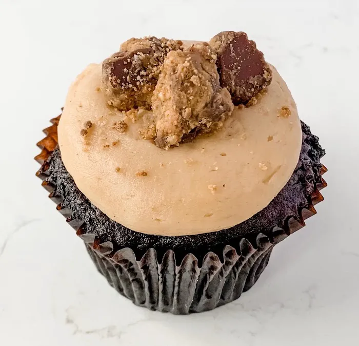 Smallcakes Buford: Cupcakery and Creamery Picture 5
