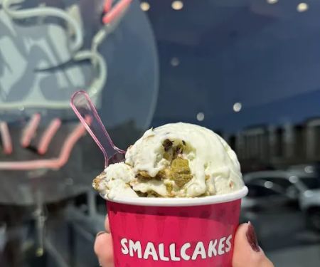 Smallcakes Buford: Cupcakery and Creamery